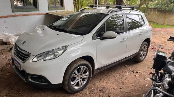 PEUGEOT 2008 2017
