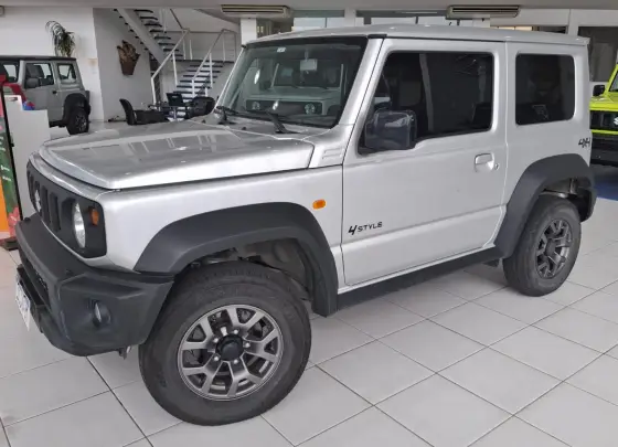 SUZUKI JIMNY 2023