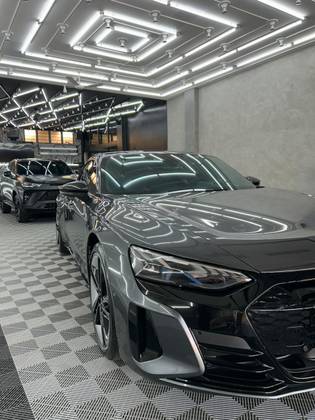 AUDI RS E-TRON GT 2022