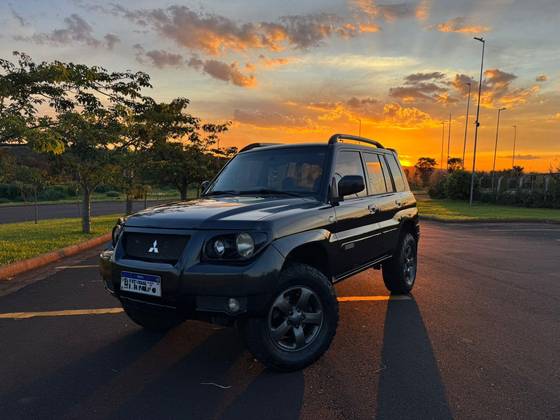 MITSUBISHI PAJERO TR4 2009