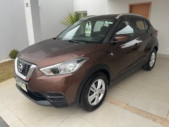 NISSAN KICKS 2018