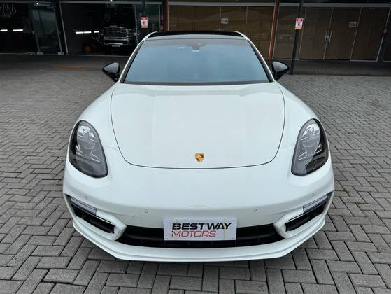 PORSCHE PANAMERA 2023