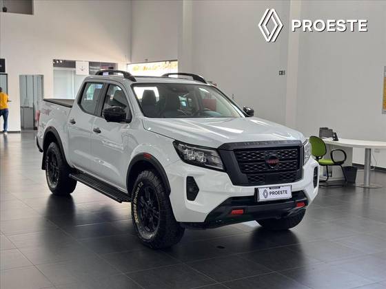 NISSAN FRONTIER 2023