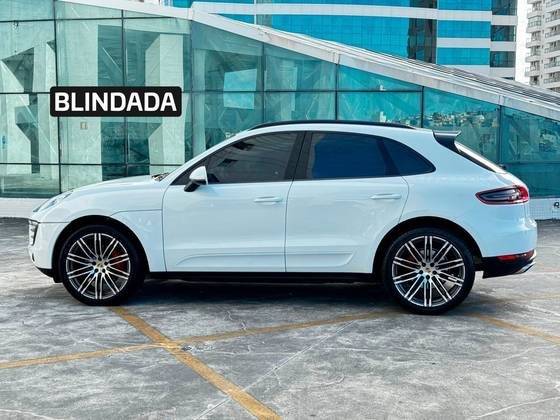 PORSCHE MACAN 2016