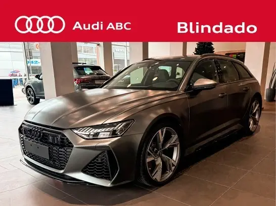 AUDI RS6 2024