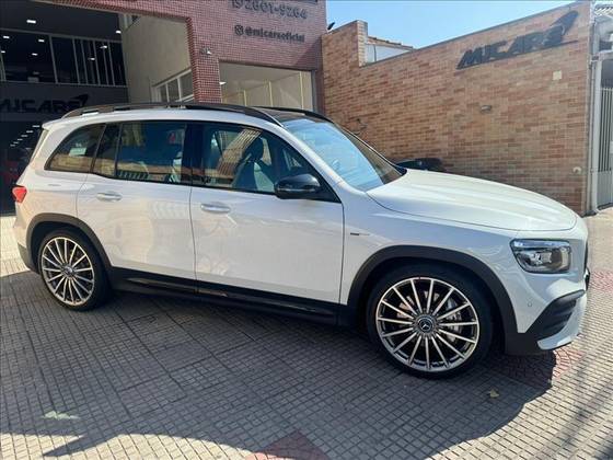MERCEDES-BENZ GLB 35 AMG 2022