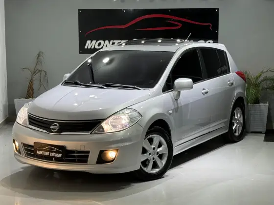 NISSAN TIIDA 2013