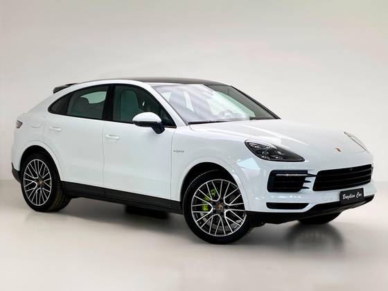 PORSCHE CAYENNE 2021