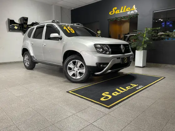 RENAULT DUSTER 2019