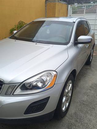 VOLVO XC60 2011