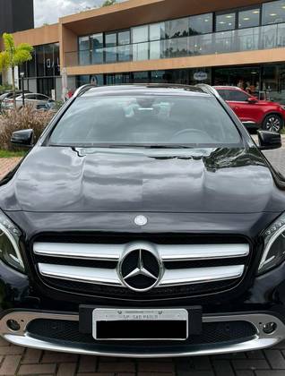 MERCEDES-BENZ GLA 250 2016