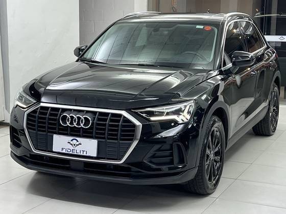 AUDI Q3 2021