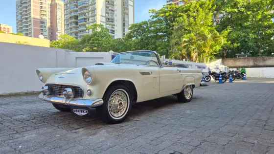 FORD THUNDERBIRD 1956