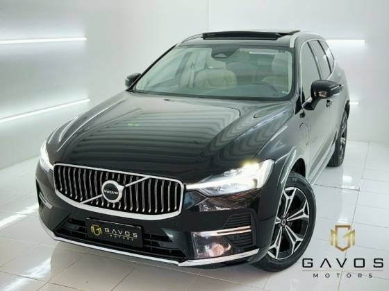 VOLVO XC60 2022