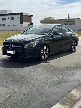 MERCEDES-BENZ CLA 200 2015