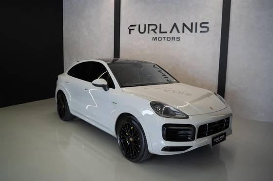 PORSCHE CAYENNE 2023