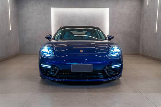 PORSCHE PANAMERA 2023