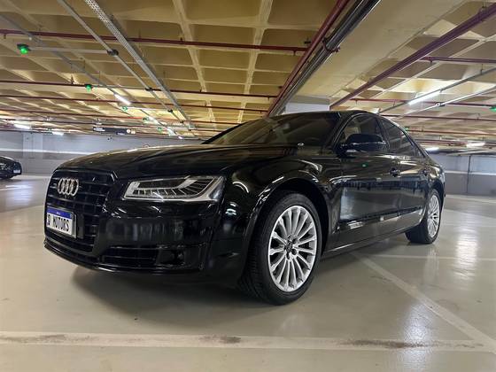 AUDI A8 2015