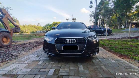 AUDI A4 2014