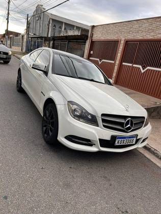 MERCEDES-BENZ C 180 2012