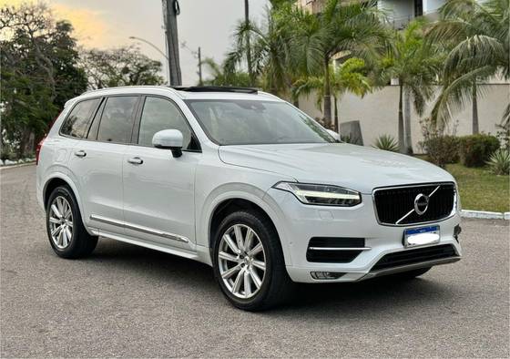 VOLVO XC90 2017