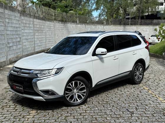 MITSUBISHI OUTLANDER 2018