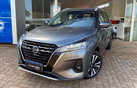 NISSAN KICKS 2022