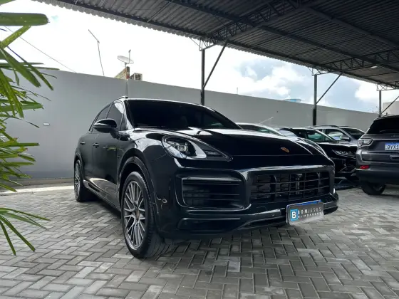 PORSCHE CAYENNE 2023