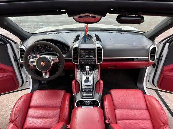 PORSCHE CAYENNE 2014