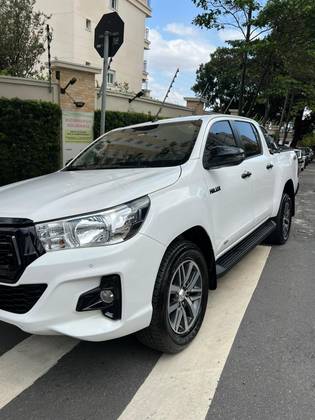 TOYOTA HILUX 2019