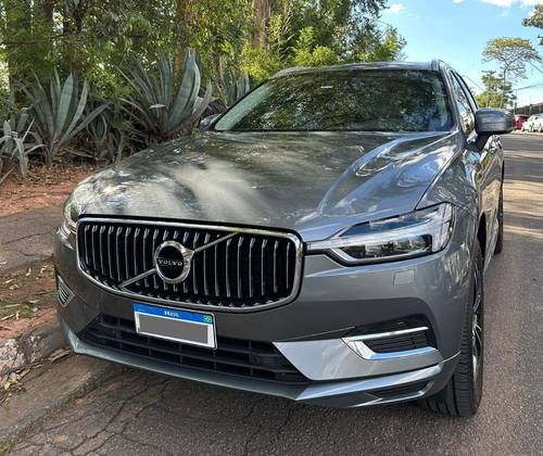 VOLVO XC60 2021
