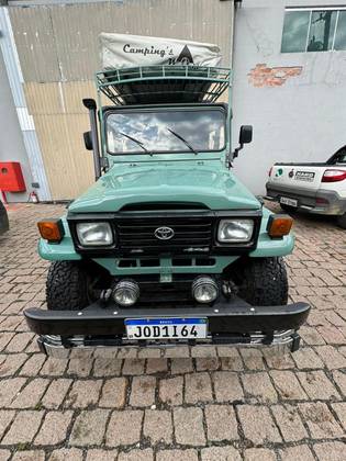 TOYOTA BANDEIRANTE 1988