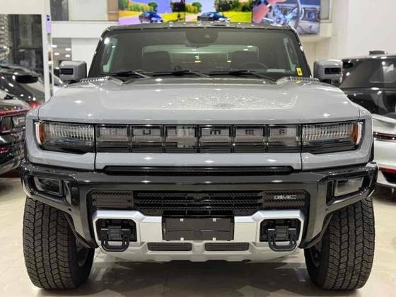 GMC HUMMER 2024
