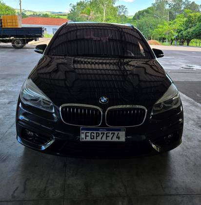 BMW 225i 2016