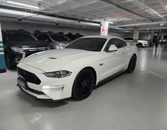 FORD MUSTANG 2018