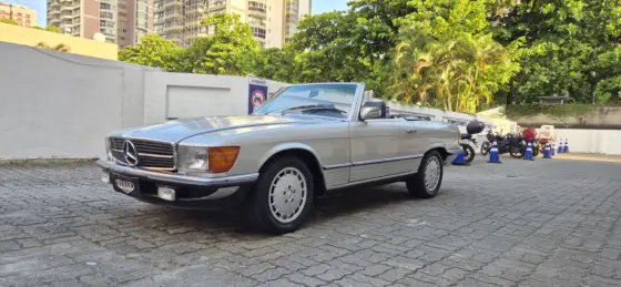 MERCEDES-BENZ 280 SL 1982