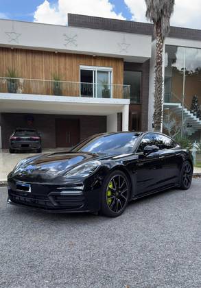 PORSCHE PANAMERA 2020