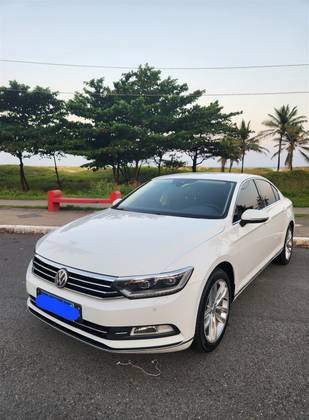 VOLKSWAGEN PASSAT 2018