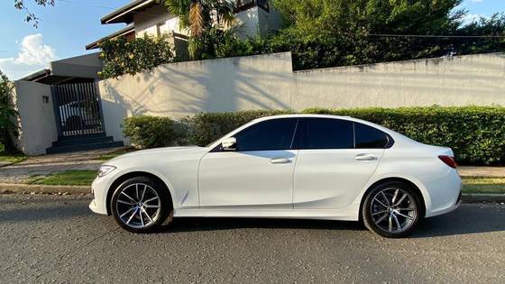 BMW 320i 2020