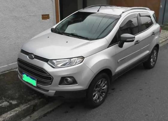FORD ECOSPORT 2017