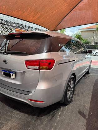 KIA CARNIVAL 2016