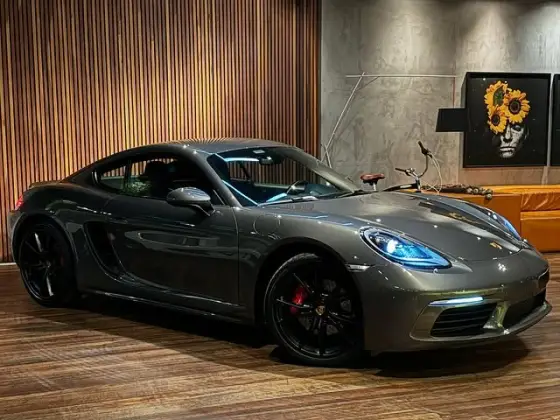PORSCHE 718 2020