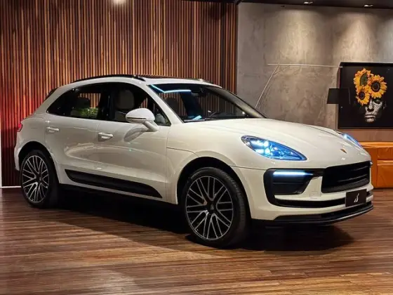 PORSCHE MACAN 2023