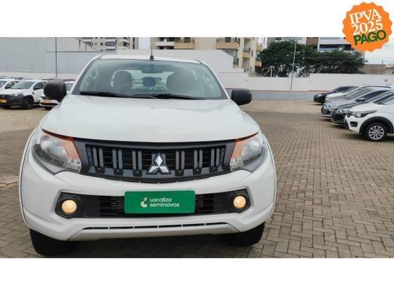 MITSUBISHI L200 TRITON 2023