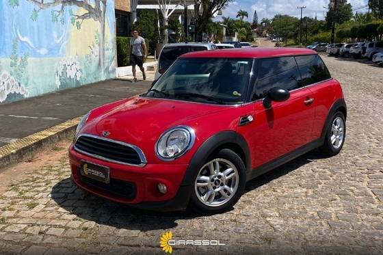 MINI ONE 2013