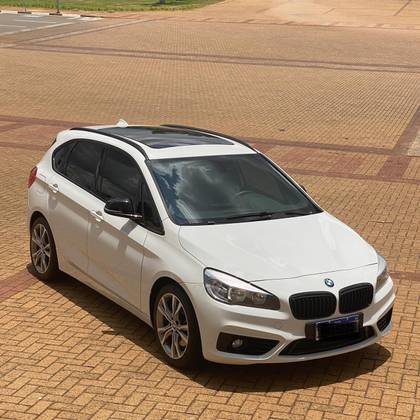 BMW 225i 2015