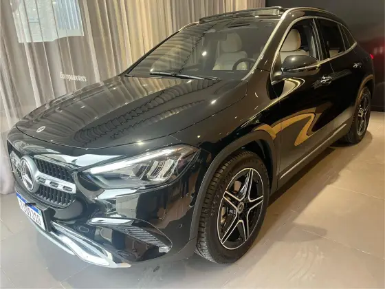 MERCEDES-BENZ GLA 200 2025