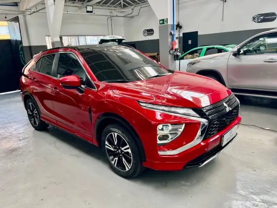 MITSUBISHI ECLIPSE CROSS 2025