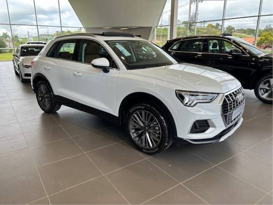 AUDI Q3 2025