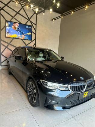 BMW 320i 2021